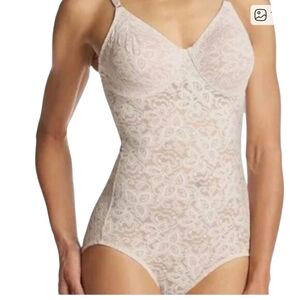 Bali Ultra Light Body Brief with underwire bra - 36D.       J50